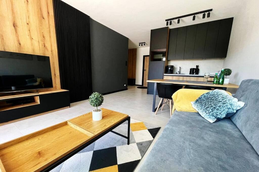 Apartament Twierdza Z Widokiem Na Jezioro Ostróda Extérieur photo