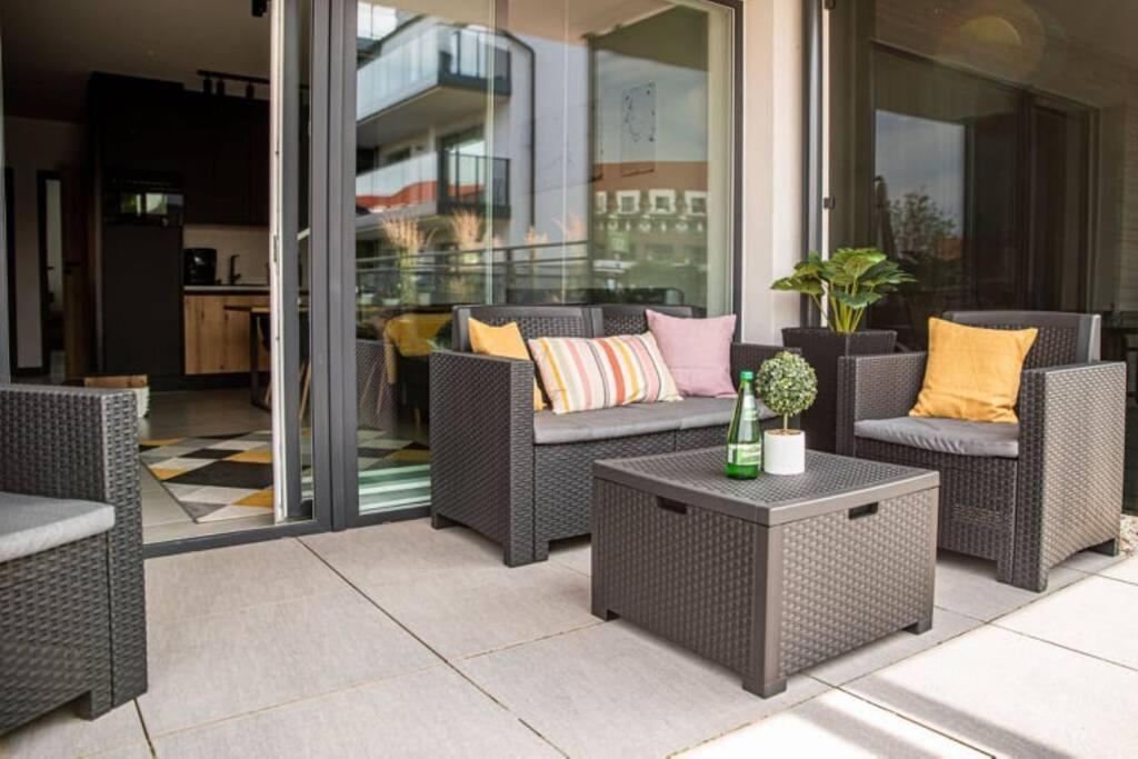 Apartament Twierdza Z Widokiem Na Jezioro Ostróda Extérieur photo