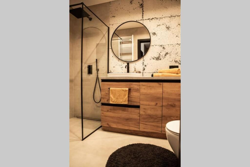 Apartament Twierdza Z Widokiem Na Jezioro Ostróda Extérieur photo